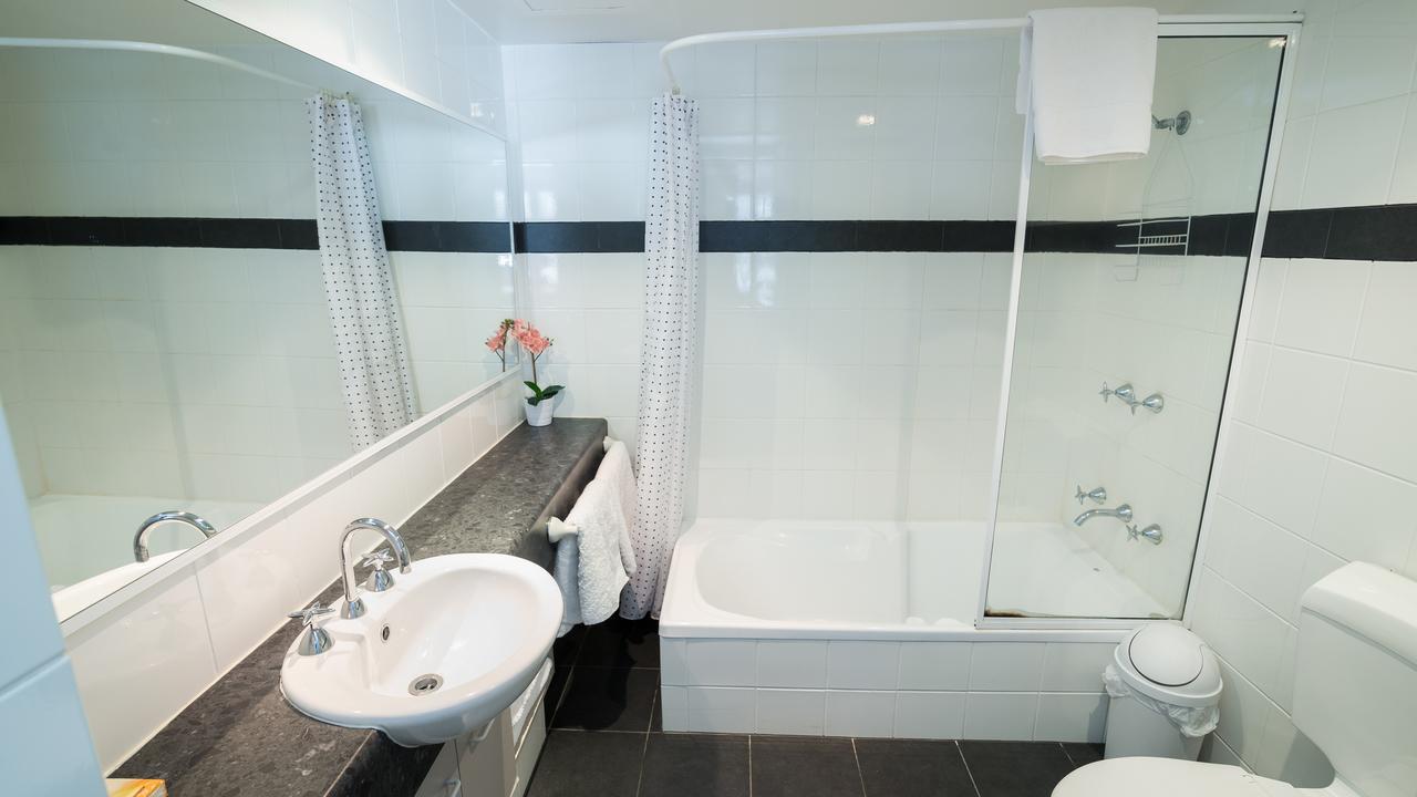 Dowler Apartments Subiaco Perth Room photo